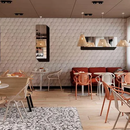 Ibis Styles Vecchio ポルトヴェッキオ